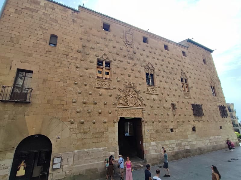 casa de las conchas, Salamanca