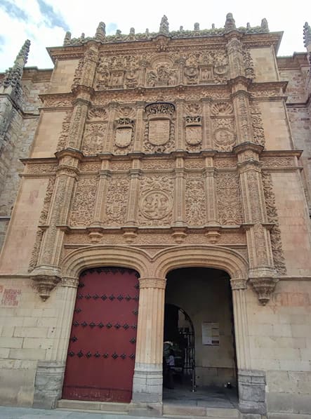 patio escuelas menores universidad de Salamanca