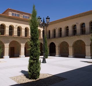 convento de Dueñas, claustro, Alba de Tormes