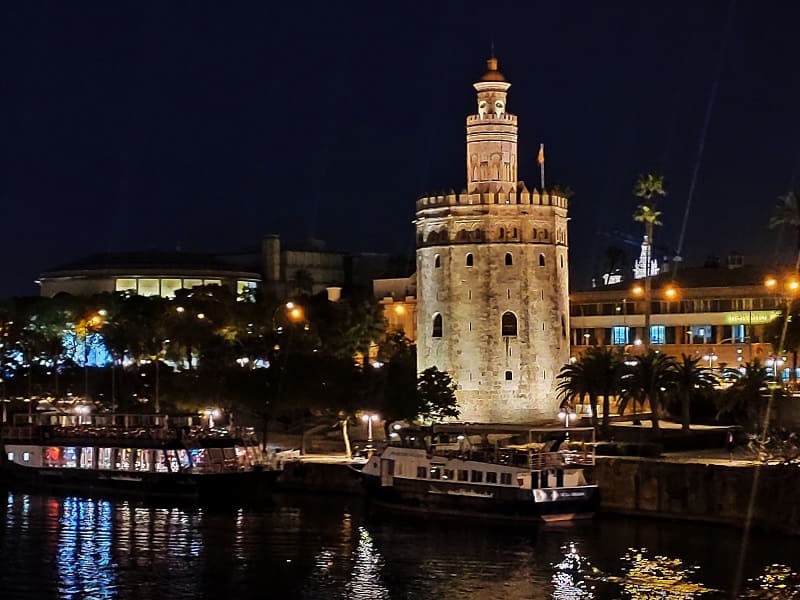 torre de Oro, noche, Sevilla