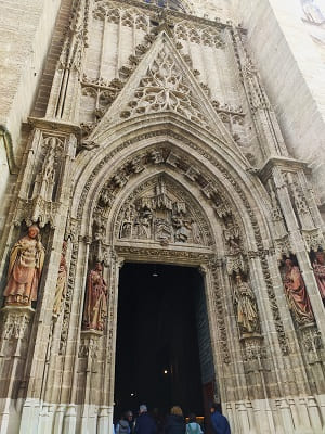puerta del nacimiento, catedral de Sevilla