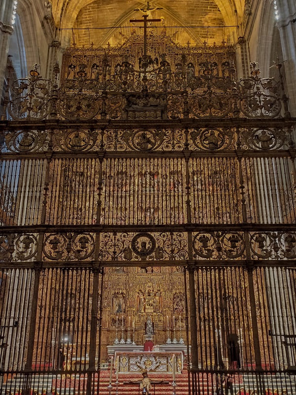reja del altar mayor catedral de Sevilla