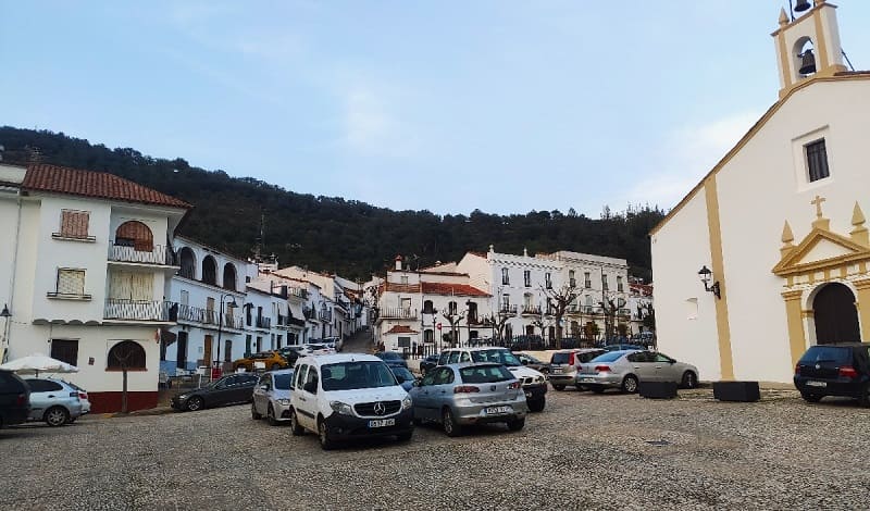 plaza Mayor, ermita de nuestra señora del Carmen, Galaroza