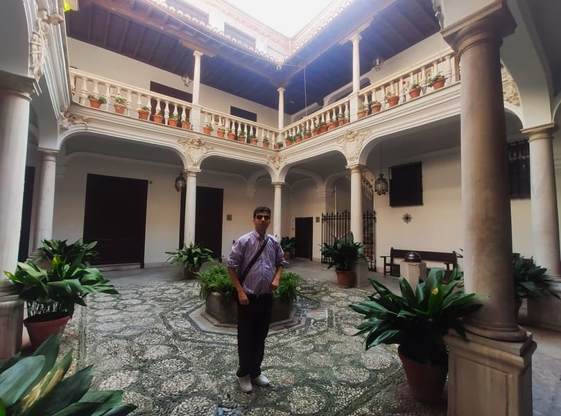 palacio Ansoti, patio, Granada