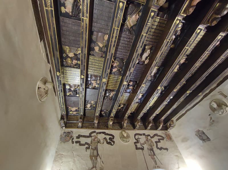 casa de los Tiros, cuadra dorada, artesonado, Granada