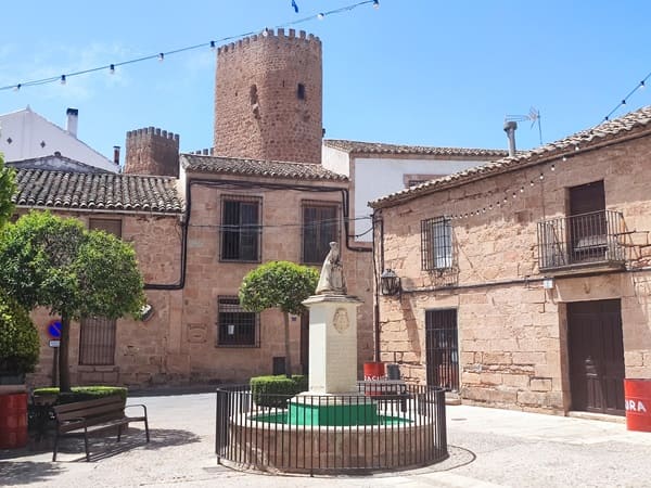 plaza Mayor de Baños de la Encina