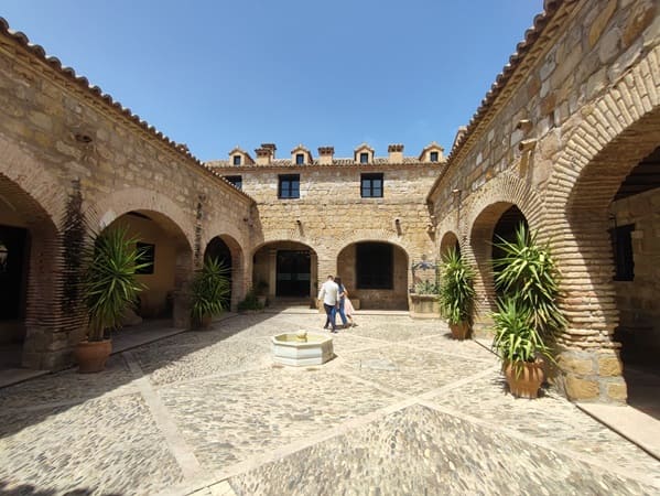 iglesia de san Pedro, Mengibar