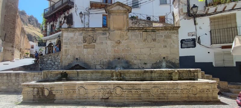 fuente de las Cadenas, Cazorla