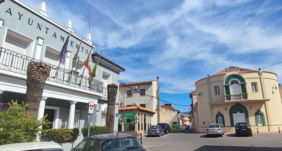 Ayuntamiento, Puerta del Segura