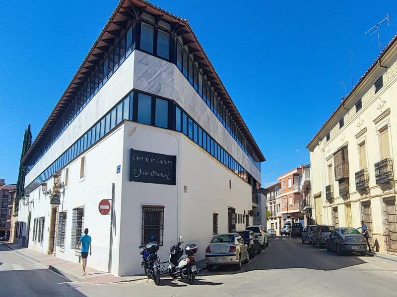 centro cultural, La Roda