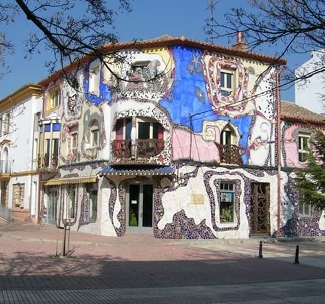 casa loca Casas Ibañez