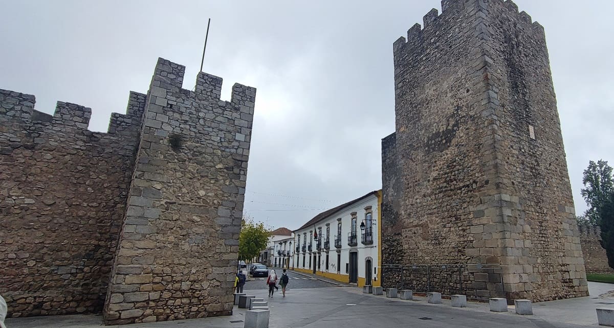 puertas de entrada de Evora