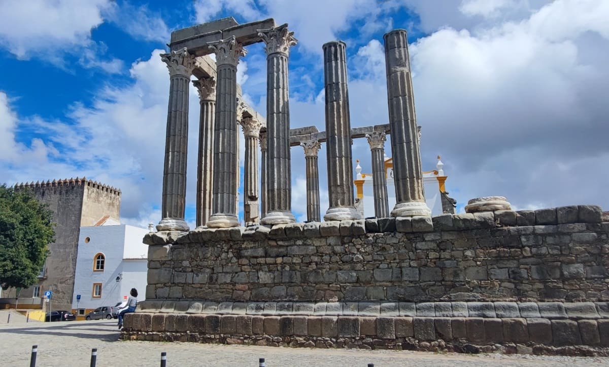 templo romano de Evora