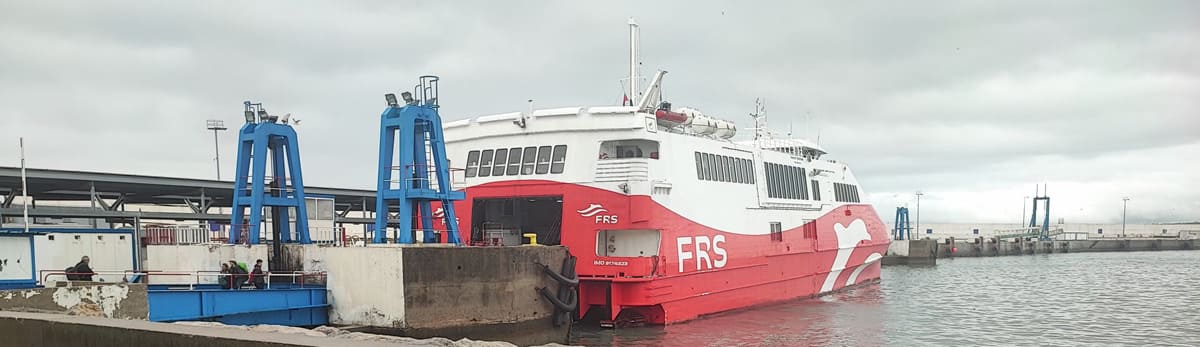 llegada al puerto de Tanger