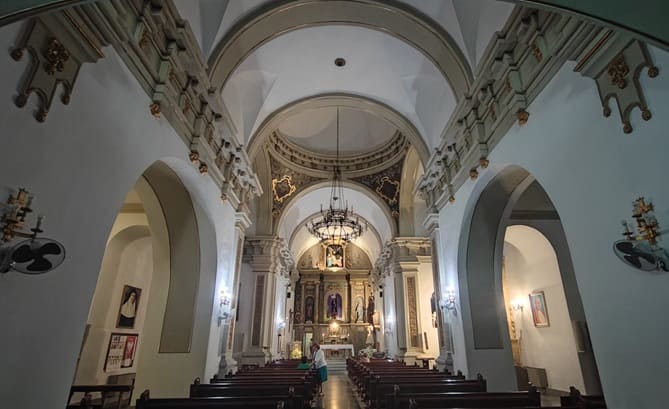 iglesia de la Estrella, interior, Almaden