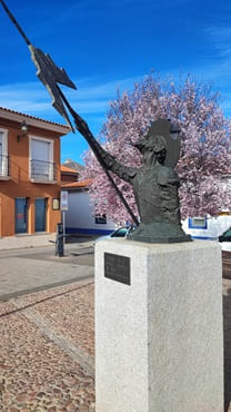 estatua Quijote, Alcazar de San Juan