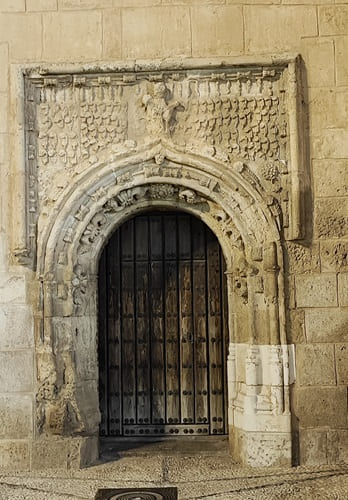 iglesia de la Asunción, puerta, Valdepeñas