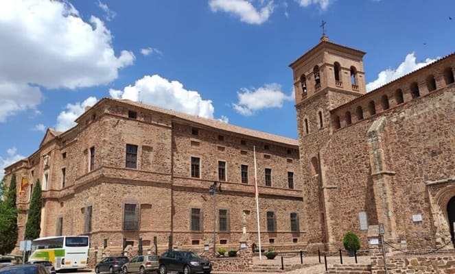 plaza Mayor de Viso del Marqués